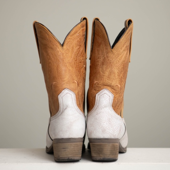 Sterling River Cowboy Boots Two Tone White Tan Embroidered Leather W sz 9 Tall - Picture 5 of 10